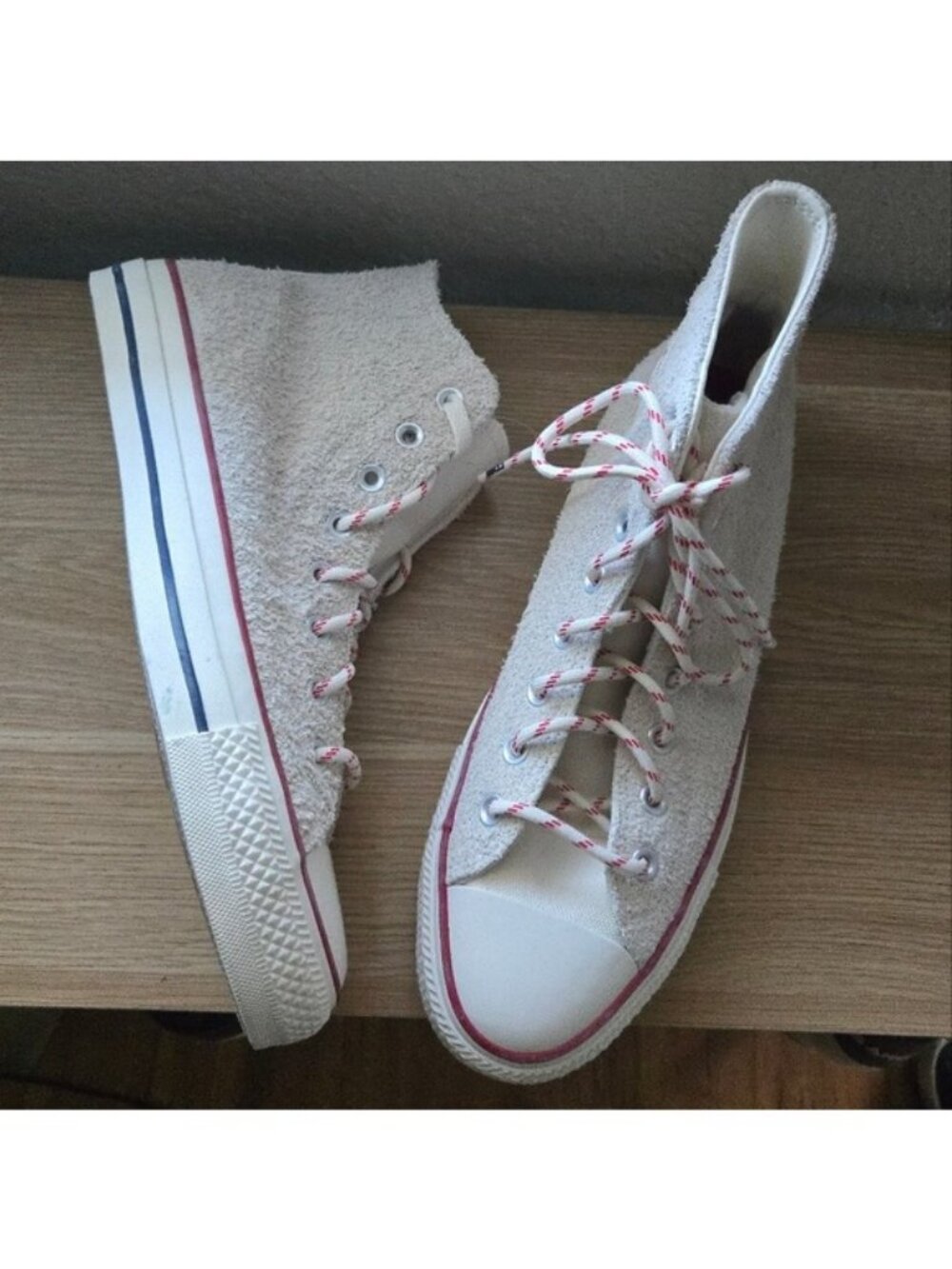 Chuck Taylor All Star Pro Outdoor High Men 8.5 Egret Red Blue 062026